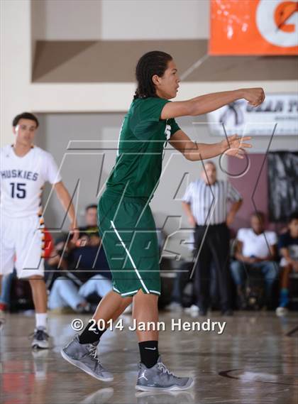 Thumbnail 3 in Murrieta Mesa vs JW North (MaxPreps Holiday Classic) photogallery.