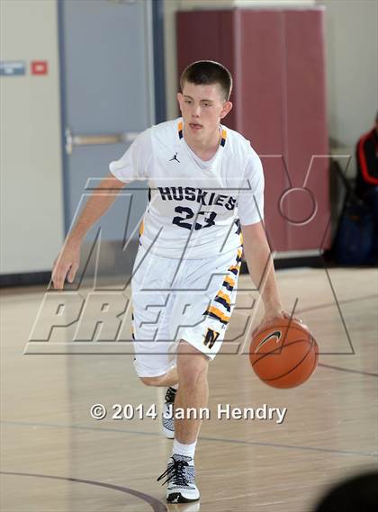 Thumbnail 3 in Murrieta Mesa vs JW North (MaxPreps Holiday Classic) photogallery.