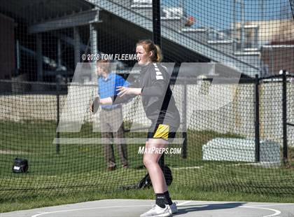 Thumbnail 2 in North District Invitational photogallery.