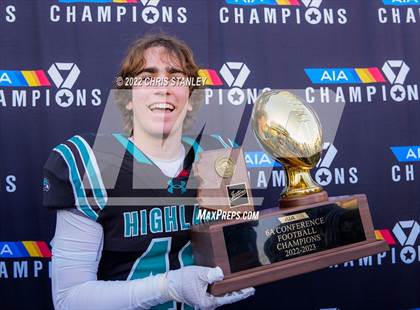 Thumbnail 2 in Highland (AIA 6A Final Awards) photogallery.