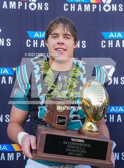 Thumbnail 2 in Highland (AIA 6A Final Awards) photogallery.