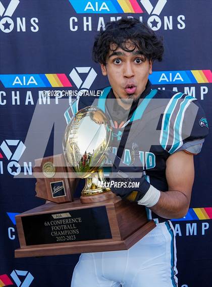 Thumbnail 1 in Highland (AIA 6A Final Awards) photogallery.