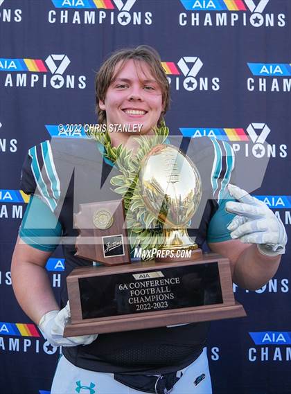 Thumbnail 1 in Highland (AIA 6A Final Awards) photogallery.