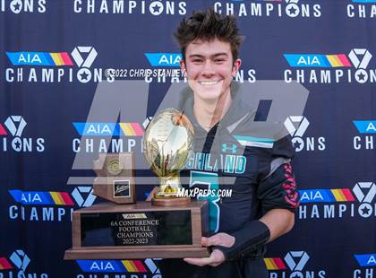 Thumbnail 2 in Highland (AIA 6A Final Awards) photogallery.