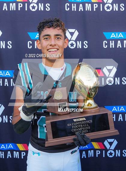 Thumbnail 3 in Highland (AIA 6A Final Awards) photogallery.