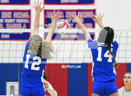 Thumbnail 1 in Marcos de Niza @ Arcadia photogallery.