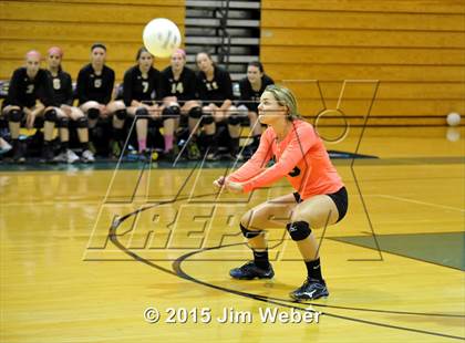 Thumbnail 2 in Mitchell @ Sunlake (FHSAA 6A Regional Semifinal Playoff) photogallery.