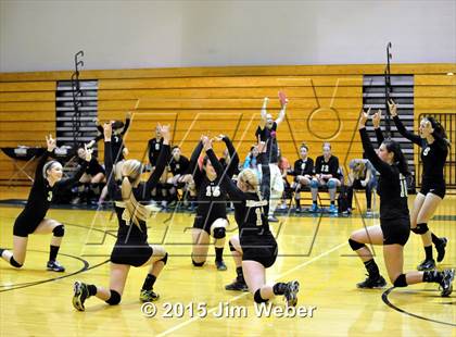 Thumbnail 3 in Mitchell @ Sunlake (FHSAA 6A Regional Semifinal Playoff) photogallery.