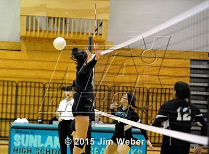 Thumbnail 3 in Mitchell @ Sunlake (FHSAA 6A Regional Semifinal Playoff) photogallery.
