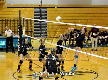 Thumbnail 2 in Mitchell @ Sunlake (FHSAA 6A Regional Semifinal Playoff) photogallery.