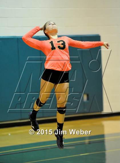 Thumbnail 3 in Mitchell @ Sunlake (FHSAA 6A Regional Semifinal Playoff) photogallery.