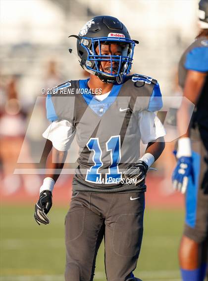 Thumbnail 1 in Jordan vs Sotomayor (CIF LACS 8-Man Semifinal Playoff ) photogallery.