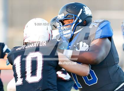 Thumbnail 3 in Jordan vs Sotomayor (CIF LACS 8-Man Semifinal Playoff ) photogallery.