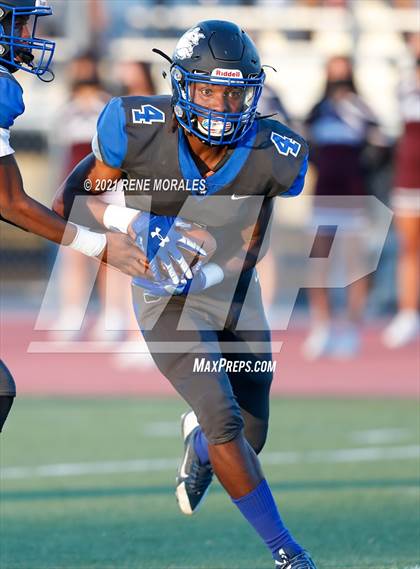 Thumbnail 2 in Jordan vs Sotomayor (CIF LACS 8-Man Semifinal Playoff ) photogallery.