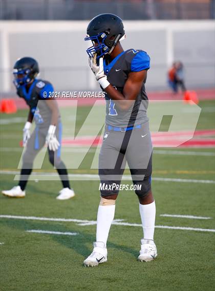 Thumbnail 2 in Jordan vs Sotomayor (CIF LACS 8-Man Semifinal Playoff ) photogallery.