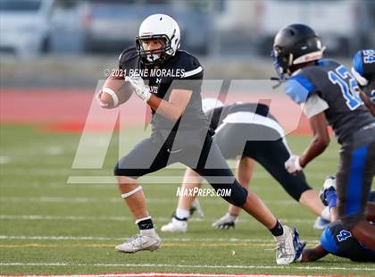 Thumbnail 1 in Jordan vs Sotomayor (CIF LACS 8-Man Semifinal Playoff ) photogallery.