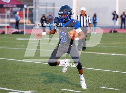 Thumbnail 2 in Jordan vs Sotomayor (CIF LACS 8-Man Semifinal Playoff ) photogallery.