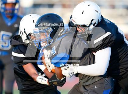 Thumbnail 3 in Jordan vs Sotomayor (CIF LACS 8-Man Semifinal Playoff ) photogallery.