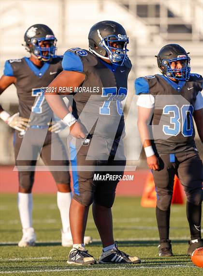 Thumbnail 1 in Jordan vs Sotomayor (CIF LACS 8-Man Semifinal Playoff ) photogallery.