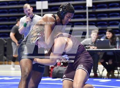 Thumbnail 3 in UIL 6A District 10 Championships photogallery.