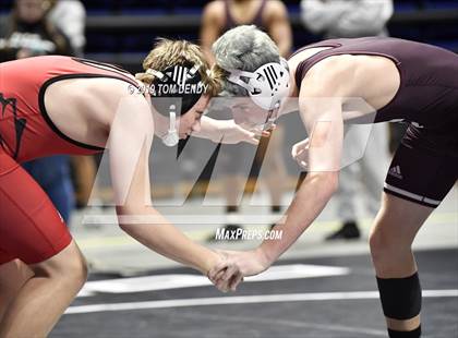 Thumbnail 2 in UIL 6A District 10 Championships photogallery.