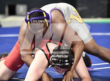 Thumbnail 2 in UIL 6A District 10 Championships photogallery.