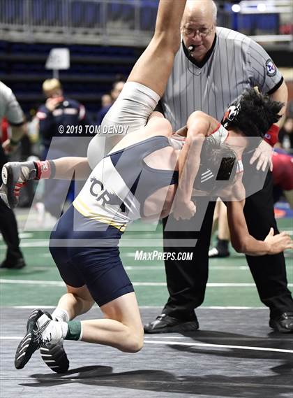 Thumbnail 1 in UIL 6A District 10 Championships photogallery.