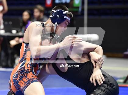 Thumbnail 3 in UIL 6A District 10 Championships photogallery.