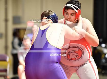 Thumbnail 2 in UIL 6A District 10 Championships photogallery.