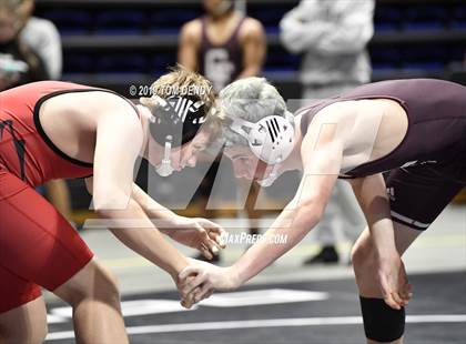 Thumbnail 1 in UIL 6A District 10 Championships photogallery.