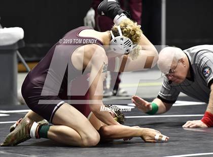 Thumbnail 2 in UIL 6A District 10 Championships photogallery.