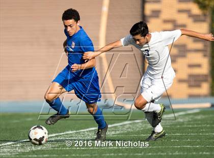Thumbnail 3 in Loyola vs. Los Alamitos (CIF Division 1 Regional Semifinal) photogallery.