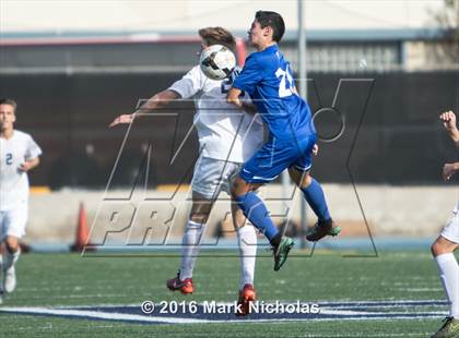 Thumbnail 3 in Loyola vs. Los Alamitos (CIF Division 1 Regional Semifinal) photogallery.