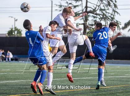 Thumbnail 2 in Loyola vs. Los Alamitos (CIF Division 1 Regional Semifinal) photogallery.