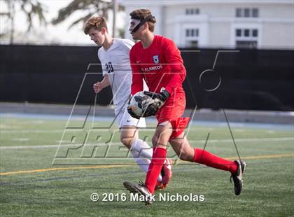 Thumbnail 2 in Loyola vs. Los Alamitos (CIF Division 1 Regional Semifinal) photogallery.