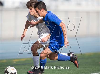 Thumbnail 2 in Loyola vs. Los Alamitos (CIF Division 1 Regional Semifinal) photogallery.