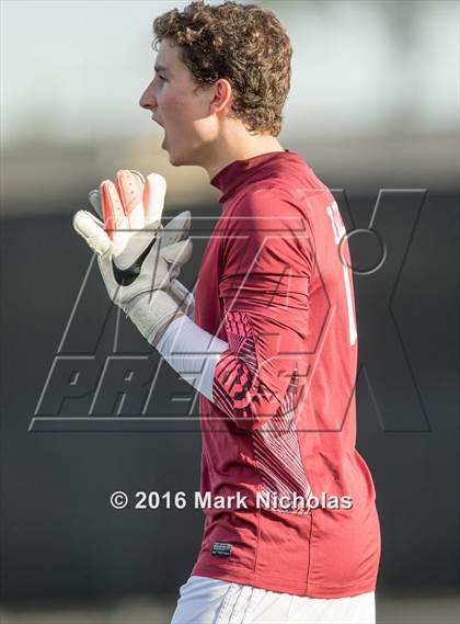 Thumbnail 3 in Loyola vs. Los Alamitos (CIF Division 1 Regional Semifinal) photogallery.