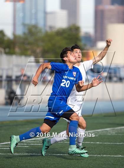 Thumbnail 3 in Loyola vs. Los Alamitos (CIF Division 1 Regional Semifinal) photogallery.