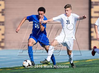 Thumbnail 3 in Loyola vs. Los Alamitos (CIF Division 1 Regional Semifinal) photogallery.