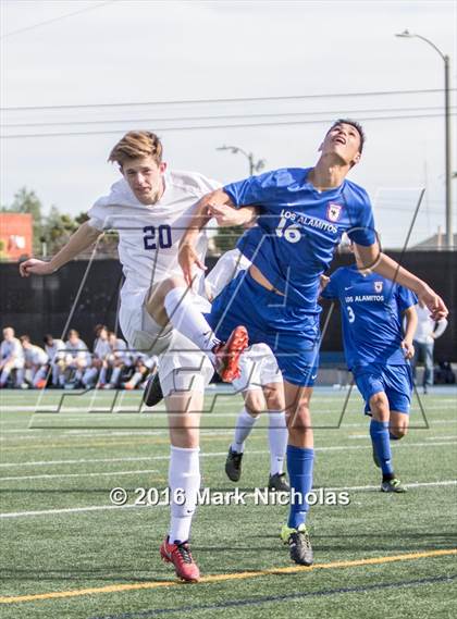Thumbnail 3 in Loyola vs. Los Alamitos (CIF Division 1 Regional Semifinal) photogallery.