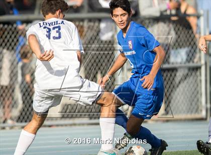 Thumbnail 2 in Loyola vs. Los Alamitos (CIF Division 1 Regional Semifinal) photogallery.