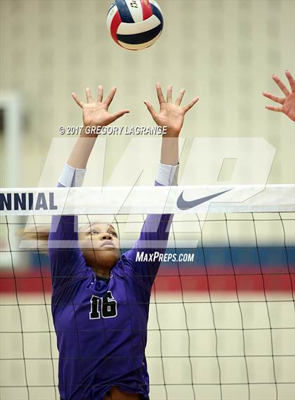 Thumbnail 2 in Independence vs Centennial photogallery.