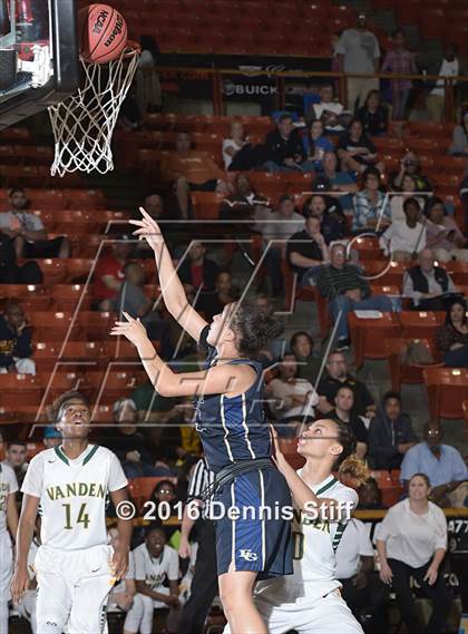 Thumbnail 3 in Vanden vs. Elk Grove (CIF SJS D2 Semifinal) photogallery.