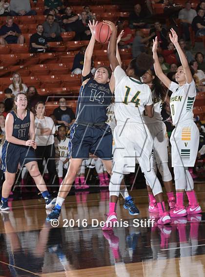 Thumbnail 2 in Vanden vs. Elk Grove (CIF SJS D2 Semifinal) photogallery.