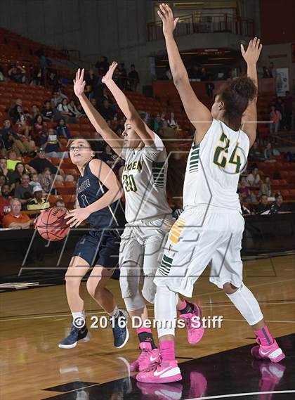 Thumbnail 2 in Vanden vs. Elk Grove (CIF SJS D2 Semifinal) photogallery.