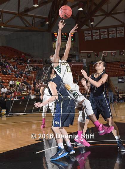 Thumbnail 1 in Vanden vs. Elk Grove (CIF SJS D2 Semifinal) photogallery.