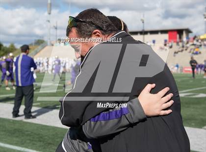 Thumbnail 1 in Santana vs. Serra (CIF SDS Division 4 Final) photogallery.