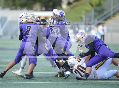Thumbnail 3 in Santana vs. Serra (CIF SDS Division 4 Final) photogallery.