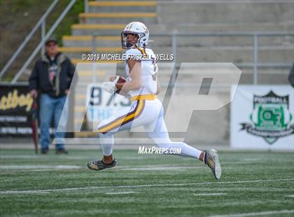 Thumbnail 1 in Santana vs. Serra (CIF SDS Division 4 Final) photogallery.