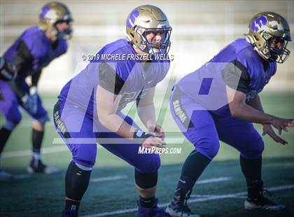 Thumbnail 1 in Santana vs. Serra (CIF SDS Division 4 Final) photogallery.